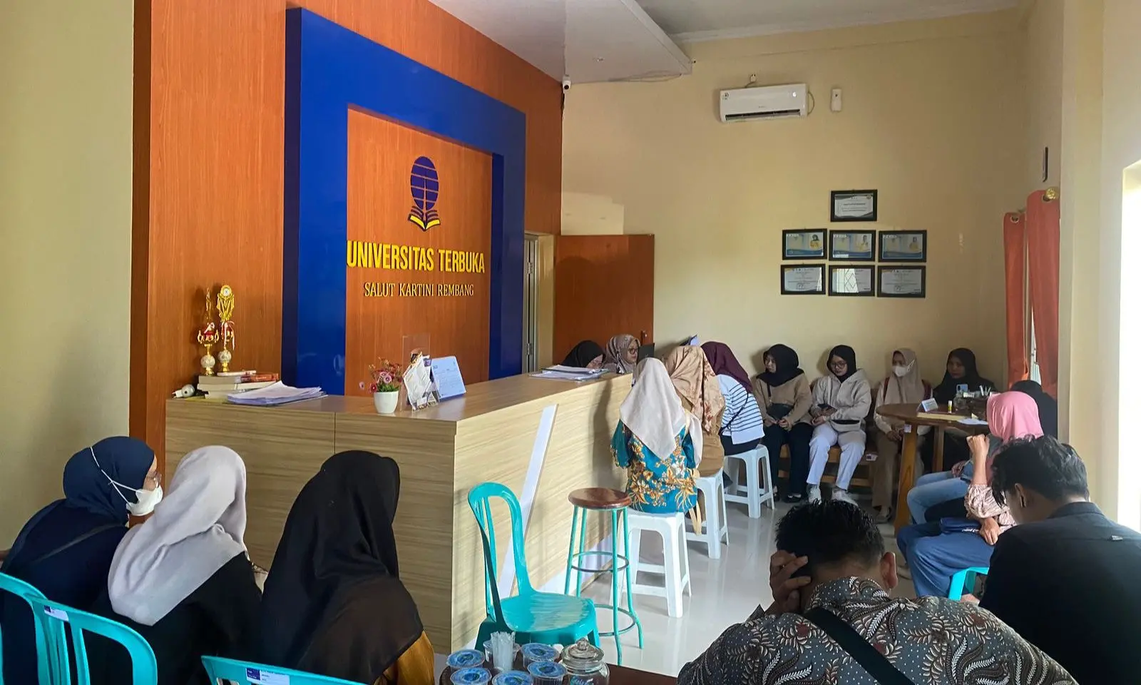 Wujudkan Kuliah Murah, Ini Deretan Beasiswa di UT Salut Kartini Rembang