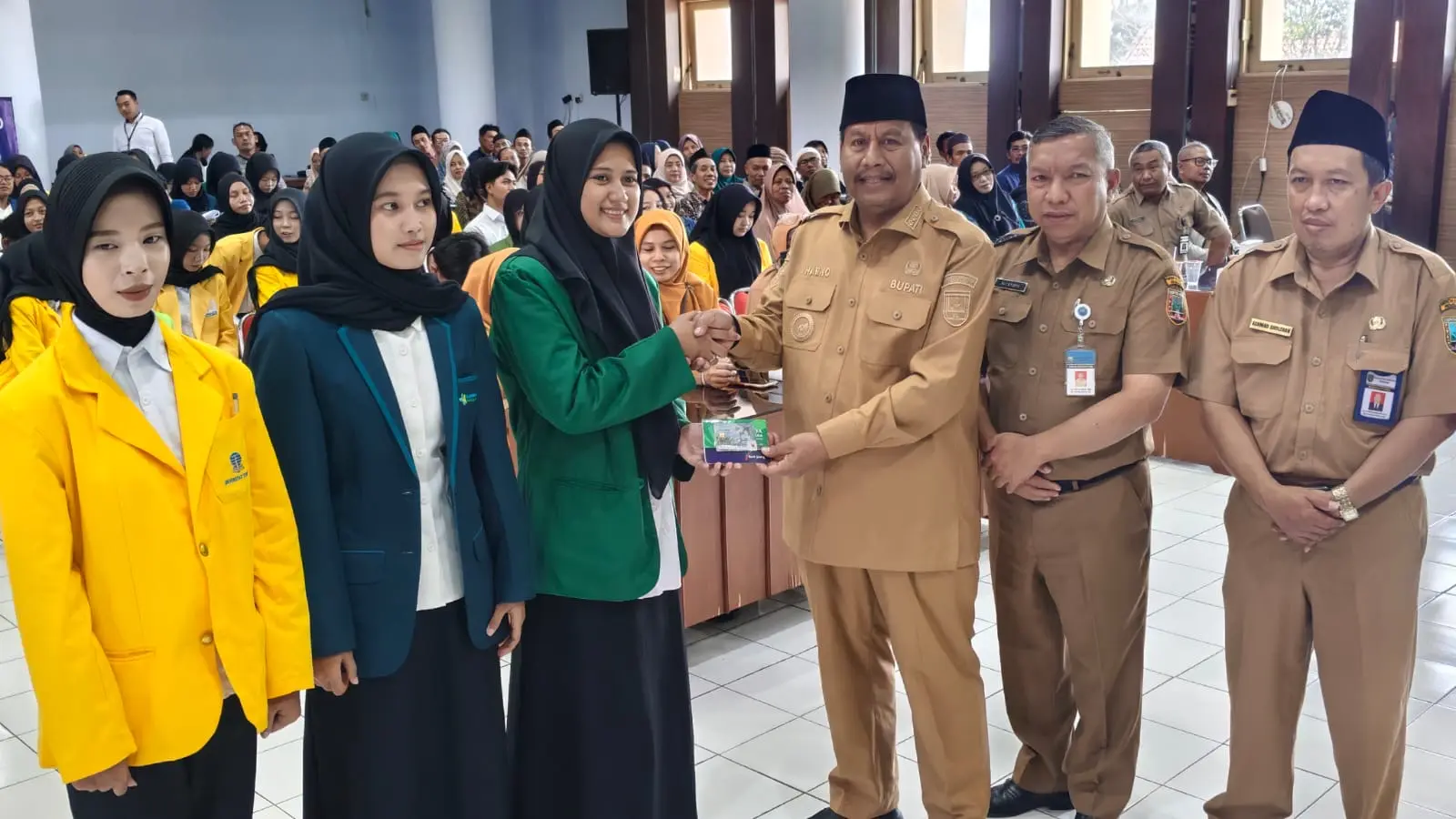 UT Salut Kartini Dominasi Penerima Beasiswa Pemkab Rembang, Mahasiswa Siap Berkontribusi untuk Daerah
